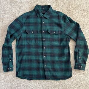 Banana Republic Standard-Fit Heavyweight Flannel Shirt